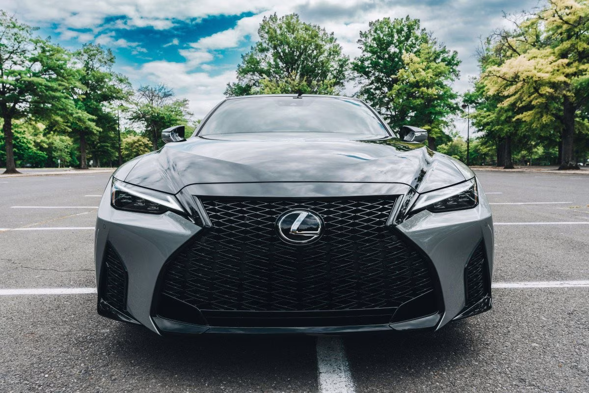Toyota Halts Development of Luxury Electric Lexus Amidst Flagging Demand