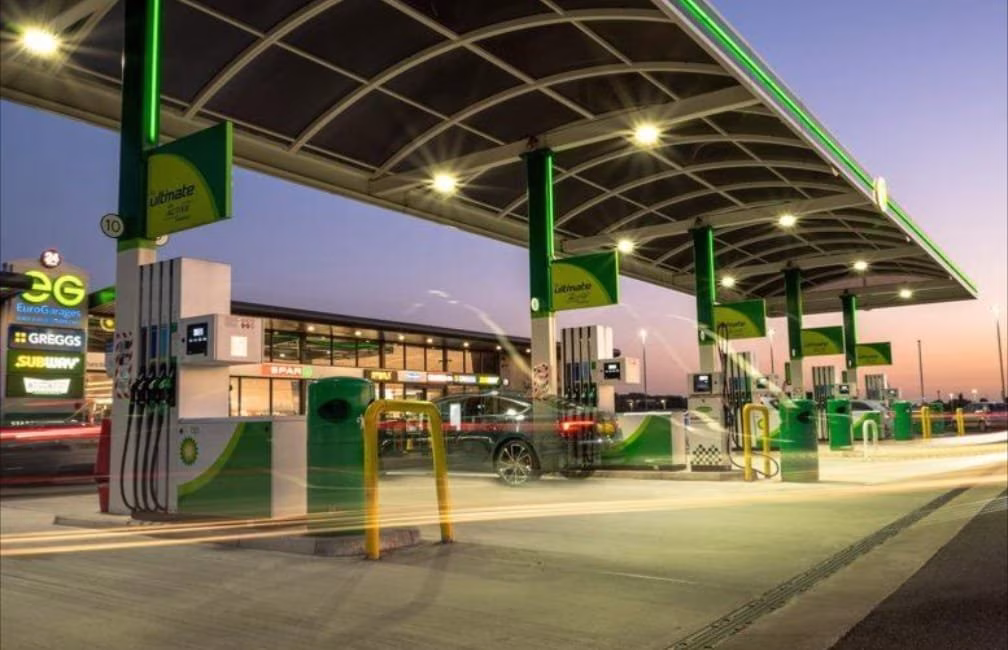 Billionaire Issa brother snaps up Prax forecourts as Britain’s petrol station market consolidates