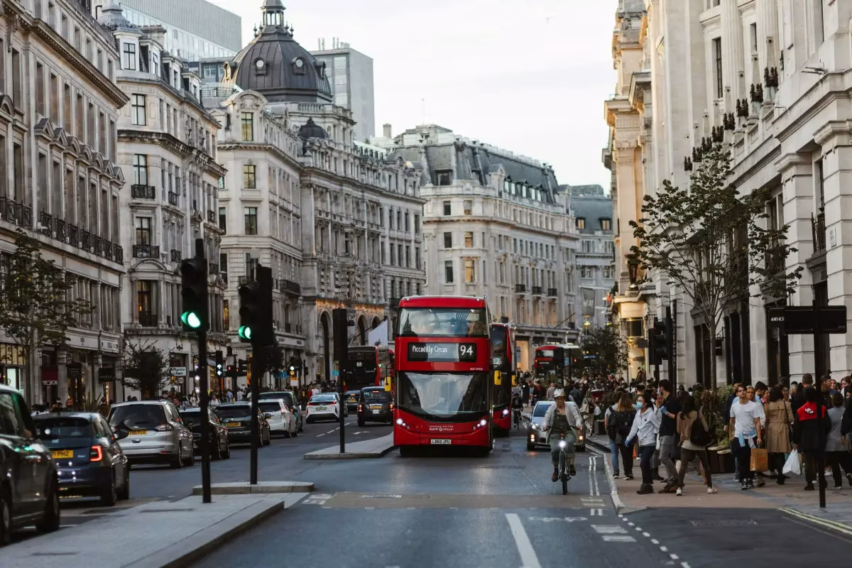 Dukes and Dissent: Ground rents, lobbying, and the quiet calculus of a leasehold reform